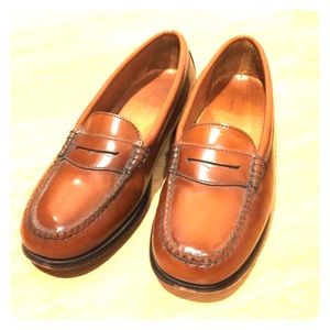 Penny loafers by Weejuns